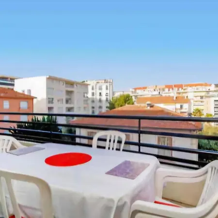 2p Avec Terrasse 2 Minutes Du Martinez Et De La Croisette Apartament Cannes